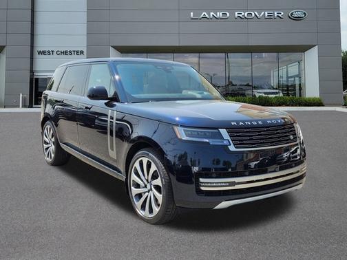 2025 Land Rover Range Rover SE