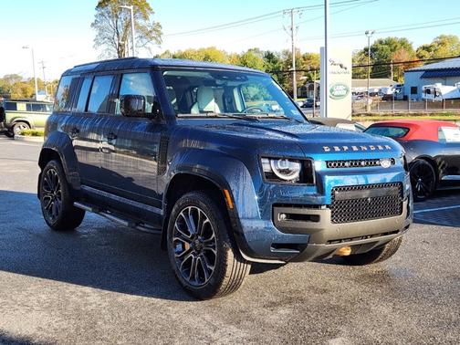 2026 Land Rover Defender OCTA