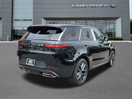 2025 Land Rover Range Rover Sport SE