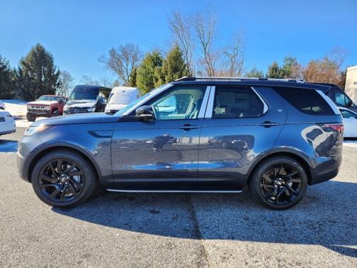 2025 Land Rover Discovery S