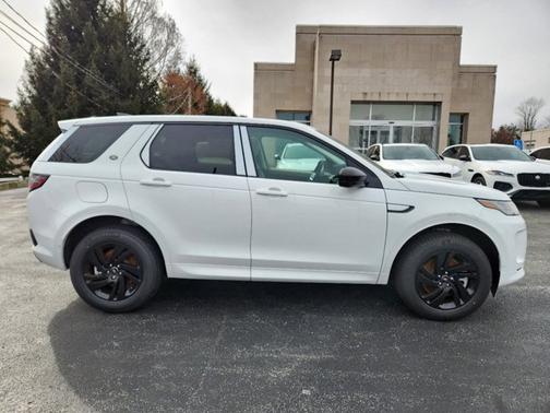 2025 Land Rover Discovery Sport S