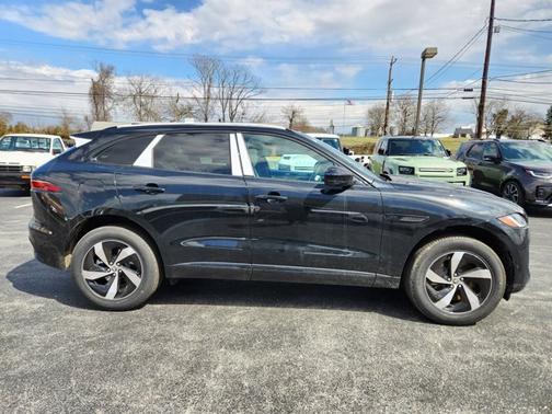 2026 Jaguar F-PACE R-Dynamic S