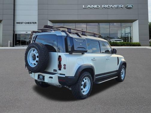 2024 Land Rover Defender S