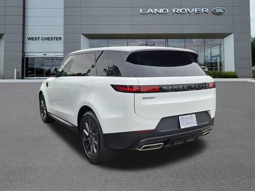 2025 Land Rover Range Rover Sport SE