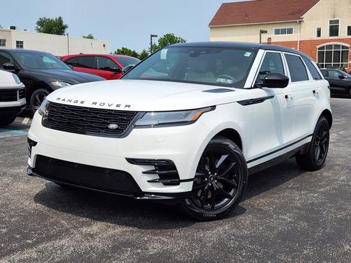 2026 Land Rover Range Rover Velar Dynamic SE