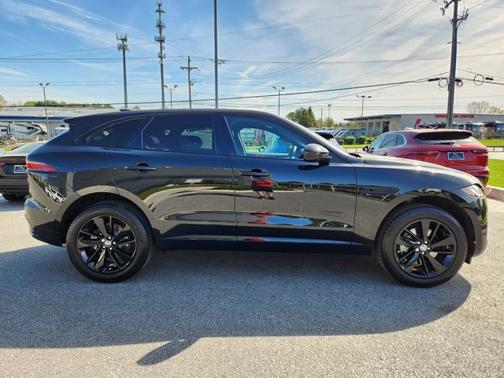 2025 Jaguar F-PACE R-Dynamic S