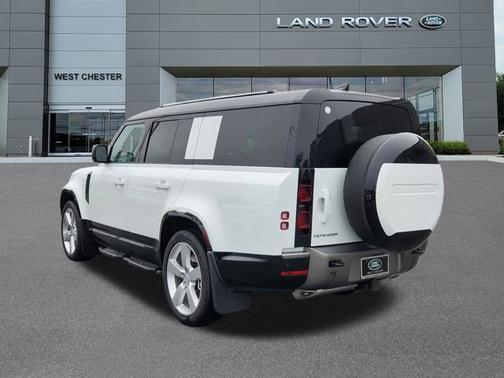 2025 Land Rover Defender X-Dynamic SE