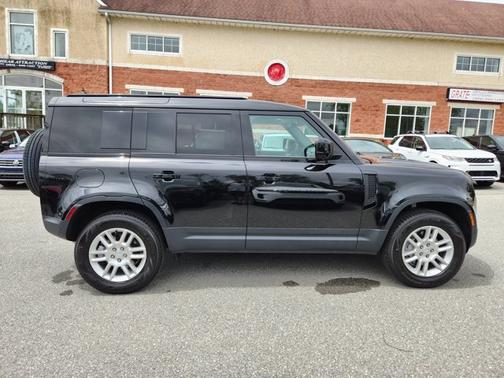 2025 Land Rover Defender S