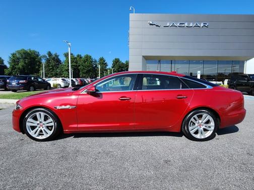 2019 Jaguar XJ XJ50 V6