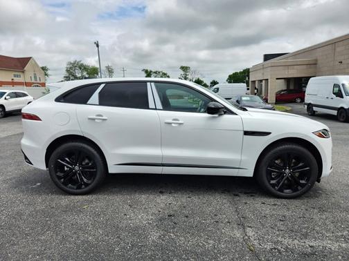 2026 Jaguar F-PACE R-Dynamic S