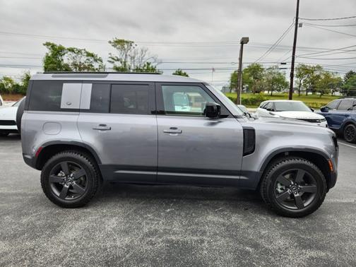 2023 Land Rover Defender S