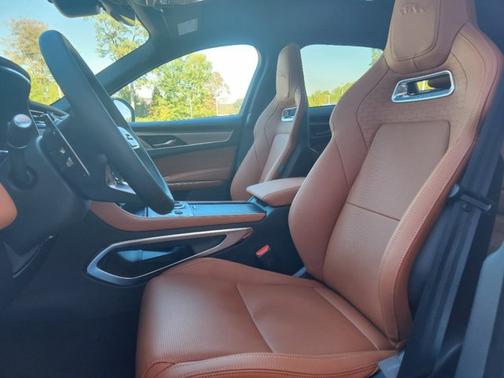 2024 Jaguar F-PACE R-Dynamic S