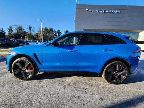 2025 Jaguar F-PACE SVR 575 Edition