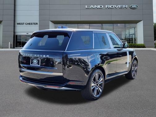 2025 Land Rover Range Rover SE