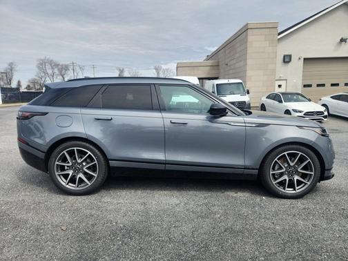 2026 Land Rover Range Rover Velar Dynamic SE