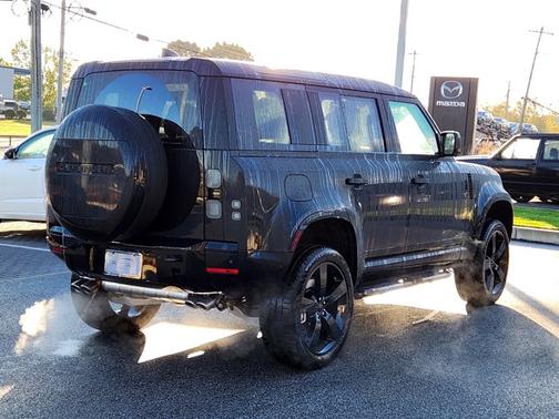 2026 Land Rover Defender X-Dynamic SE