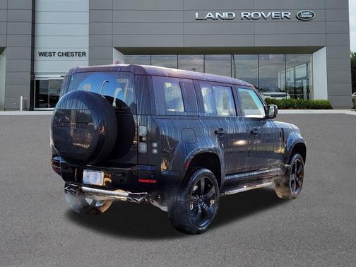 2026 Land Rover Defender X-Dynamic SE
