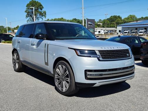 2025 Land Rover Range Rover SE