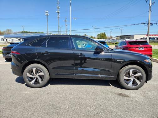 2026 Jaguar F-PACE R-Dynamic S