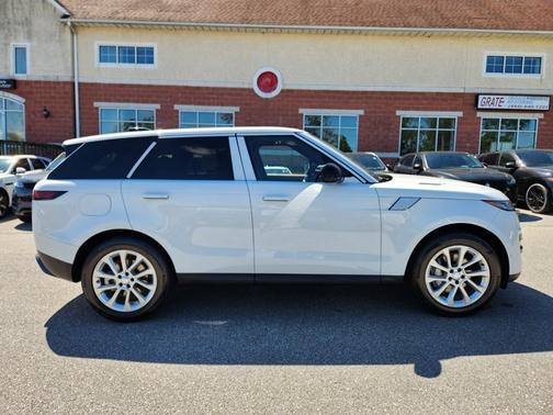 2025 Land Rover Range Rover Sport SE