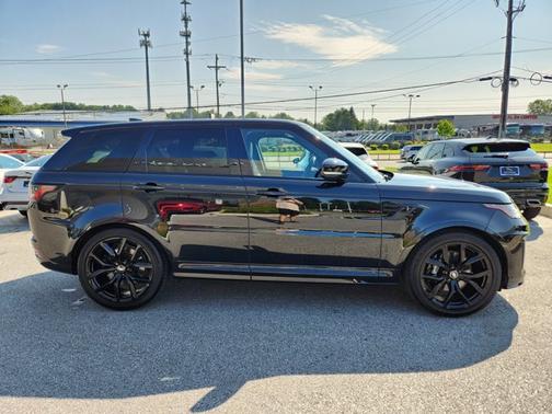 2022 Land Rover Range Rover Sport SVR