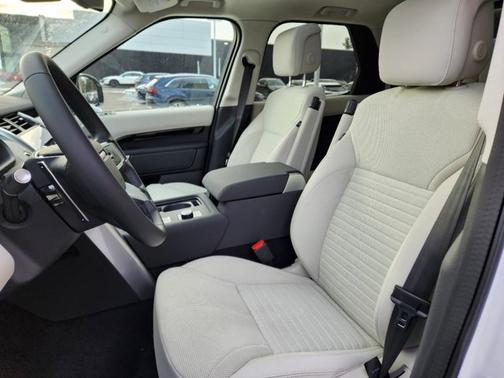 2025 Land Rover Discovery S