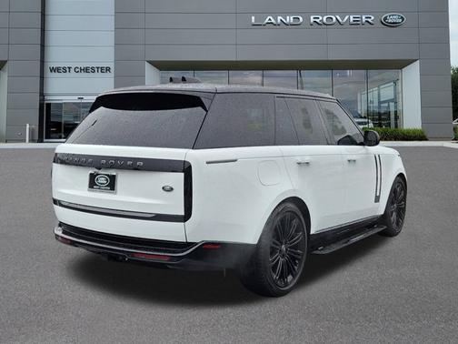 2023 Land Rover Range Rover SE