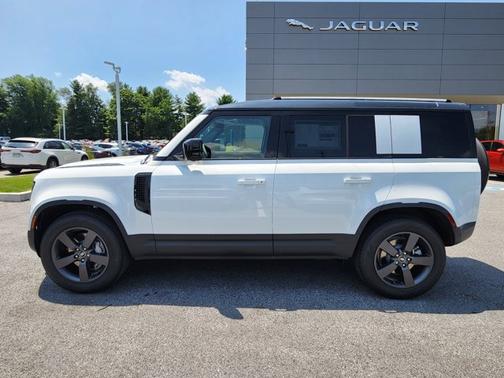 2025 Land Rover Defender S