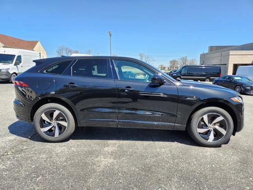 2026 Jaguar F-PACE R-Dynamic S