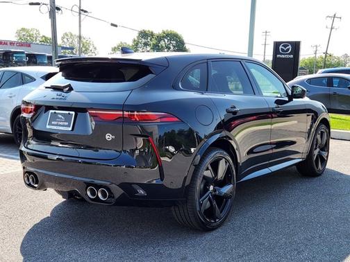 2026 Jaguar F-PACE SVR 575 Edition