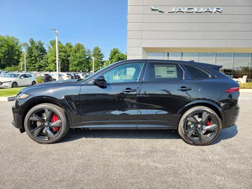 2026 Jaguar F-PACE SVR 575 Edition