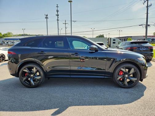 2026 Jaguar F-PACE SVR 575 Edition