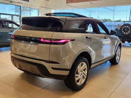 2026 Land Rover Range Rover Evoque Core S