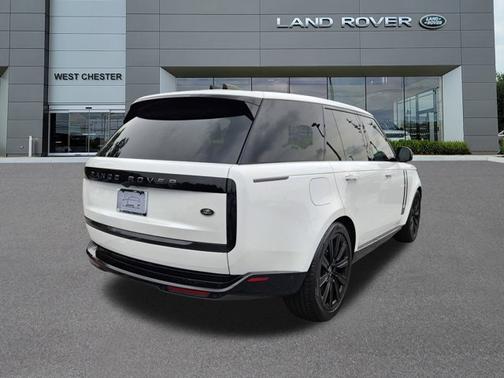 2023 Land Rover Range Rover SE