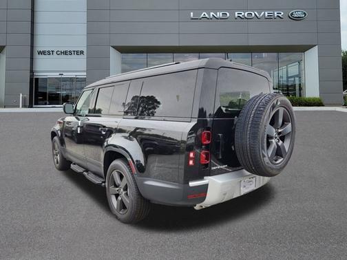 2025 Land Rover Defender S