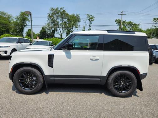 2025 Land Rover Defender S