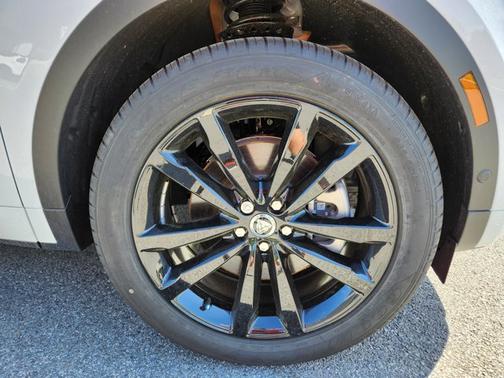 2024 Jaguar E-PACE R-Dynamic SE