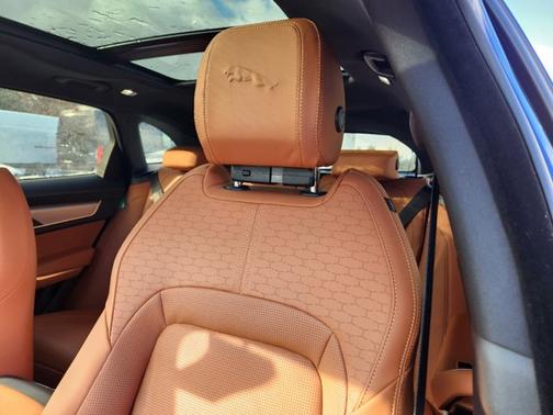 2025 Jaguar F-PACE R-Dynamic S