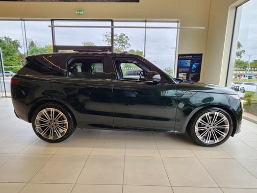 2025 Land Rover Range Rover Sport Dynamic SE