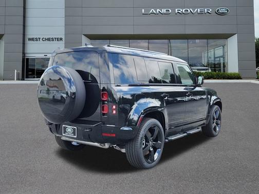 2025 Land Rover Defender X-Dynamic SE