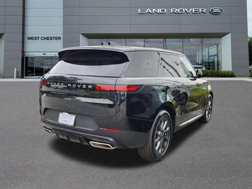 2025 Land Rover Range Rover Sport SE