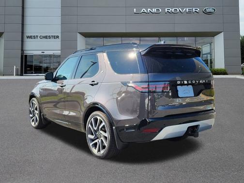 2024 Land Rover Discovery Metropolitan Edition