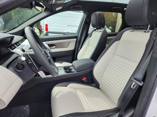2025 Land Rover Discovery Sport Dynamic SE