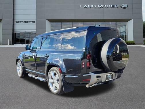 2025 Land Rover Defender X-Dynamic SE