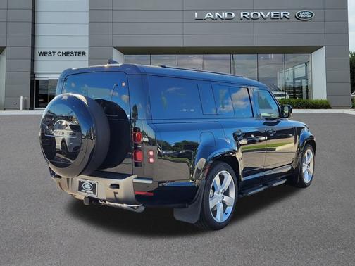 2025 Land Rover Defender X-Dynamic SE