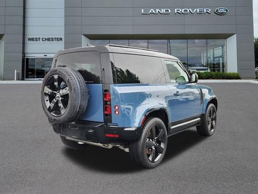 2024 Land Rover Defender X-Dynamic SE