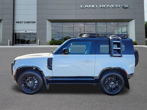 2023 Land Rover Defender X-Dynamic SE