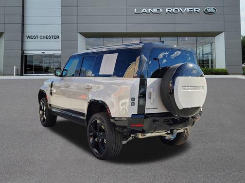 2026 Land Rover Defender X-Dynamic SE