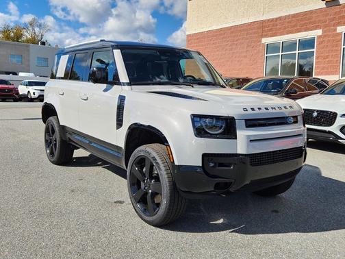 2026 Land Rover Defender X-Dynamic SE
