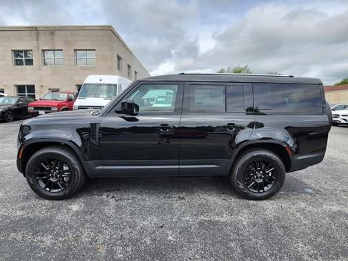 2025 Land Rover Defender S